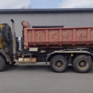 foto 6x6 Hakencontainer Tatra T815 + Wanne