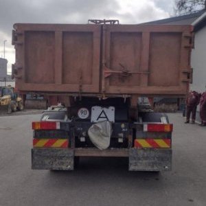 foto 6x6 Hakencontainer Tatra T815 + Wanne